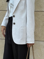 Esos Linen Blazer