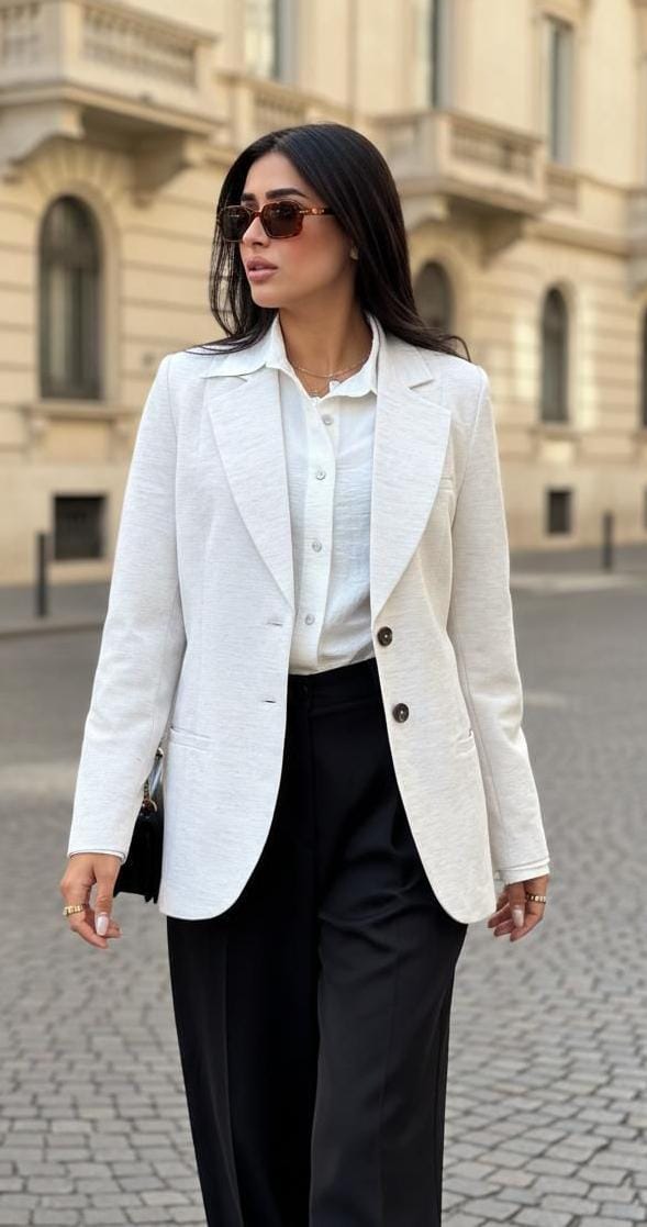 Esos Linen Blazer